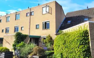 102m2 house to rent for 2295€/month in Tuinkersstraat 22, Haarlem
