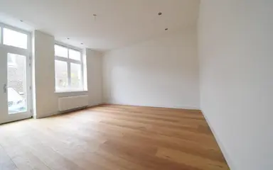 100m2 apartment to rent for 2400€/month in Kazernestraat 36, The Hague