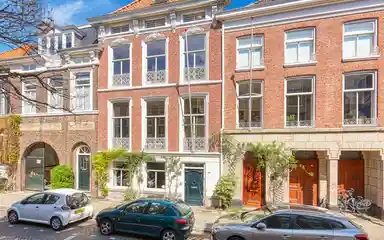 337m2 house to rent for 6250€/month in De Ruijterstraat 69, The Hague