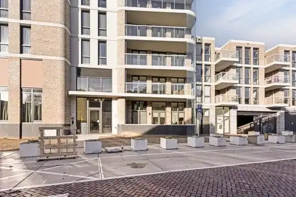 127m2 apartment to rent for 2750€/month in Carmelietenstraat, Oss