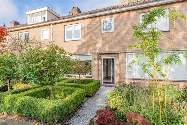 113m2 house to rent for 2400€/month in Eekhoornlaan 18, Den Dolder