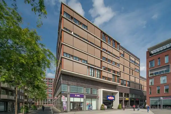 75m2 apartment to rent for 980€/month in Salmstraat, Geleen