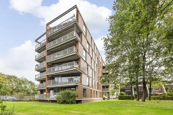 99m2 apartment to rent for 1595€/month in Markkant, Oosterhout