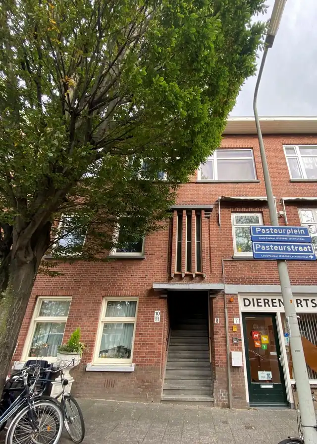 60m2 studio to rent for 725€/month in Pasteurplein, Den Haag