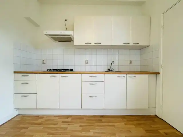 25m2 studio to rent for 828€/month in Herschelstraat, Den Haag