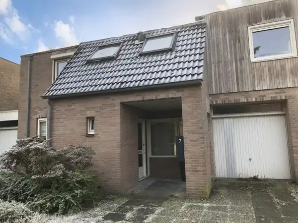 187m2 house to rent for 2100€/month in Piersonhof, Eindhoven