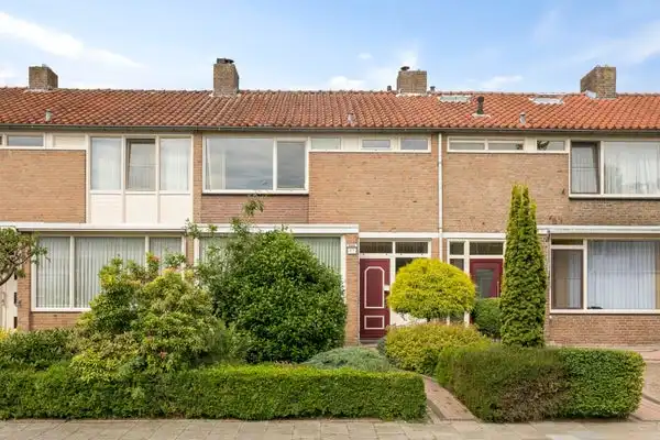 10m2 room to rent for 655€/month in Admetuslaan 25, Eindhoven