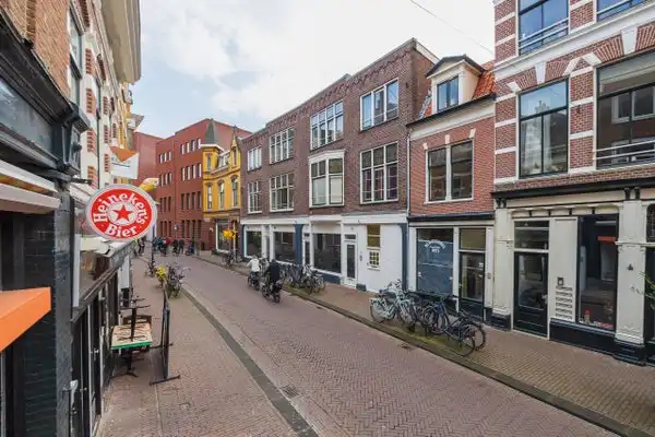 91m2 apartment to rent for 2245€/month in Zijlstraat 24, Haarlem