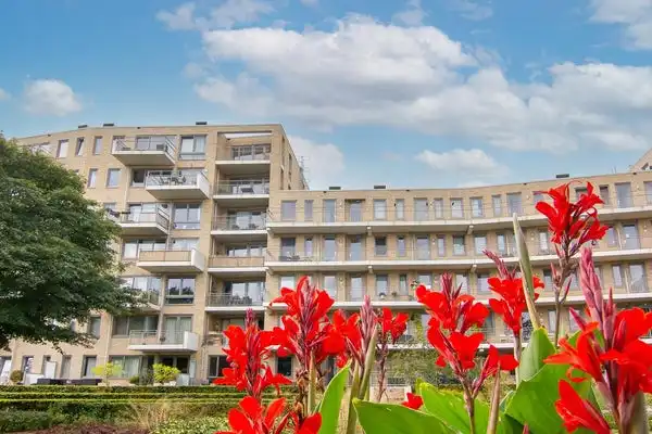 95m2 apartment to rent for 2200€/month in Prins Bernhardlaan 187, Haarlem