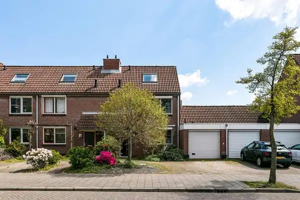 144m2 house to rent for 1950€/month in Generaal Stedmanstraat, Eindhoven