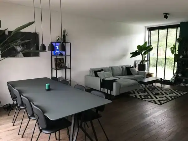 148m2 house to rent for 2990€/month in Wemeldingestraat, Rotterdam