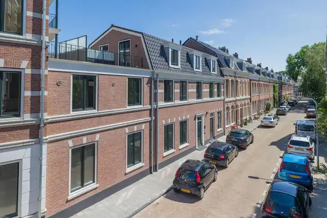83.7m2 apartment to rent for 2150€/month in Eerste Hasselaerstraat 3B, Haarlem
