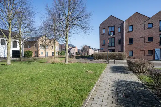 90m2 apartment to rent for 1330€/month in Dick Bosstraat 103, Almere