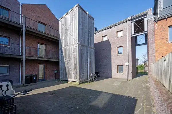 90m2 apartment to rent for 1330€/month in Dick Bosstraat, Almere