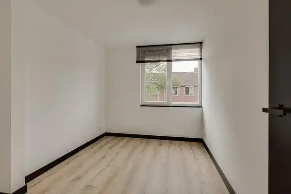 149m2 house to rent for 2950€/month in Balsemkruid, Rotterdam
