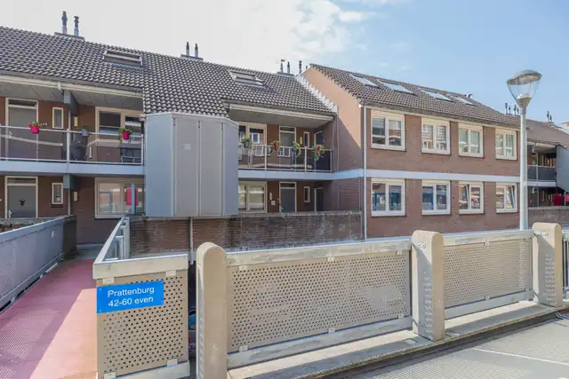 82m2 apartment to rent for 1885€/month in Prattenburg 54, Haarlem