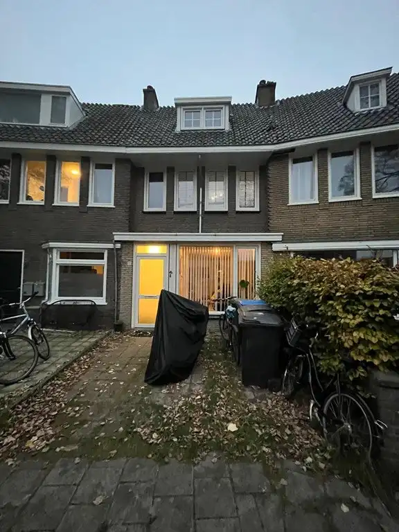 13m2 room to rent for 775€/month in Brugmanstraat 18, Eindhoven