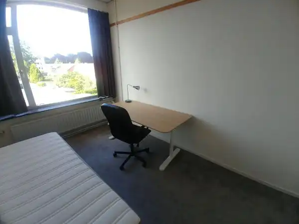 10m2 room to rent for 425€/month in Bakkerstraat 38A, Eindhoven