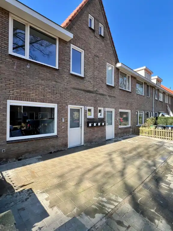 85m2 apartment to rent for 1895€/month in Moerdijkstraat, Eindhoven