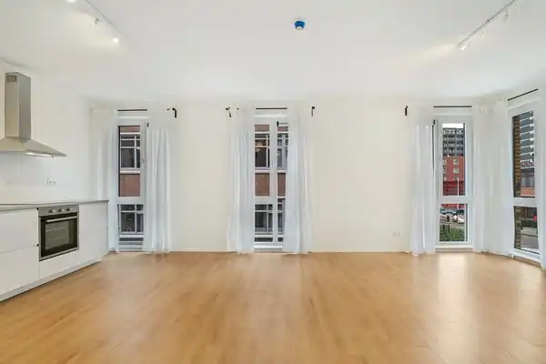 102m2 apartment to rent for 2500€/month in Zamenhofstraat 13, Den Haag
