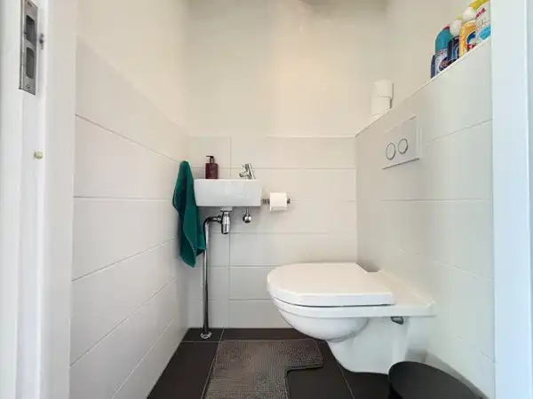 102m2 apartment to rent for 2750€/month in Haroekoeplein, Utrecht