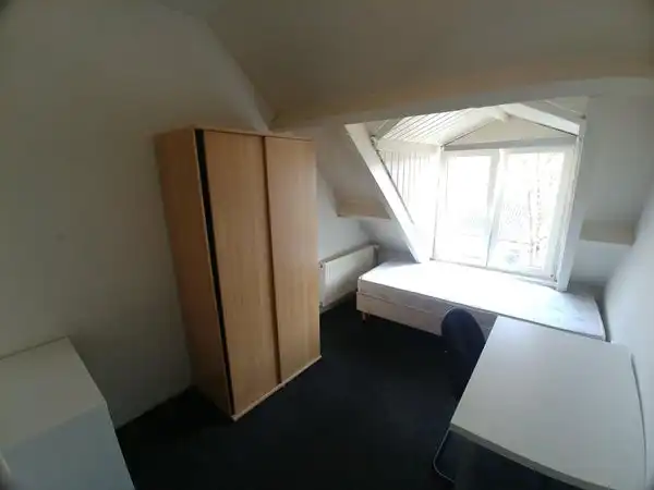 9m2 room to rent for 375€/month in Tongelresestraat 445, Eindhoven