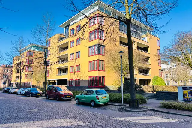 80m2 apartment to rent for 2200€/month in Hartingstraat 161, Utrecht