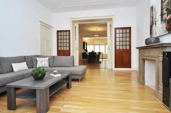 125m2 apartment to rent for 1750€/month in Statenlaan 95 A, Den Haag
