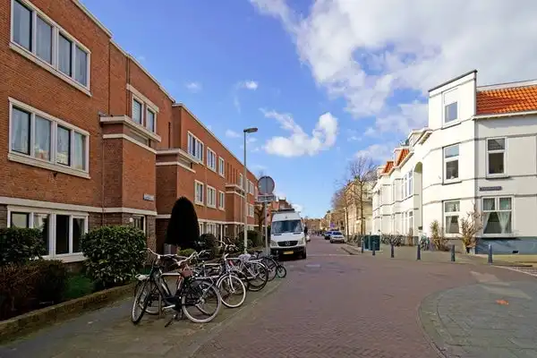 57m2 apartment to rent for 1475€/month in Celsiusstraat 100, Den Haag