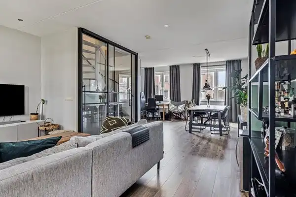 115m2 house to rent for 2750€/month in Musschenbroekstraat 10, Leiden