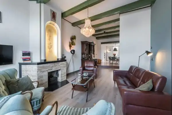 246m2 house to rent for 2100€/month in Breed 6, Hoorn