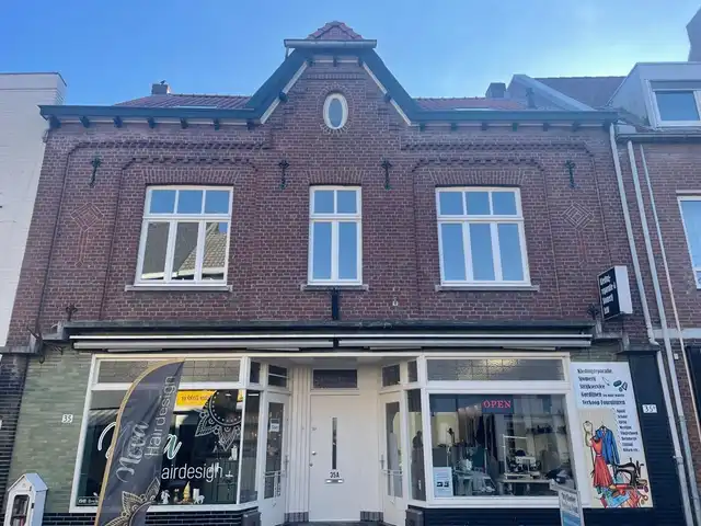 154m2 house to rent for 1275€/month in Bovenste straat, Echt