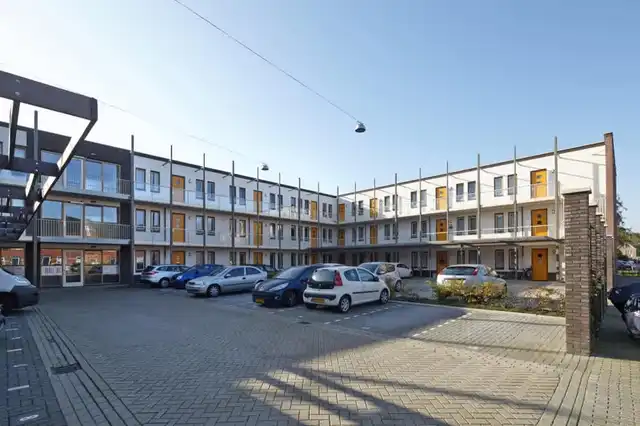 80m2 apartment to rent for 1014€/month in Walsmolen, Waddinxveen