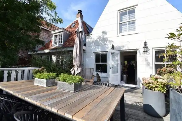 82m2 apartment to rent for 1800€/month in Weerwal, Purmerend