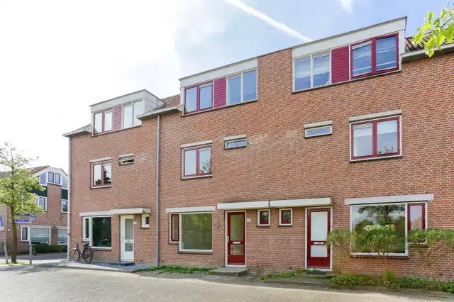 108m2 apartment to rent for 1322€/month in Kuinder, Huizen