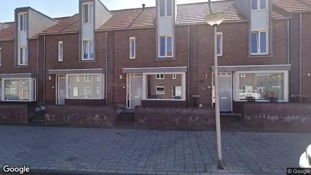 122m2 house to rent for 1125€/month in Doctor Poelsstraat, Landgraaf