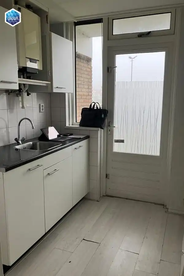 38m2 apartment to rent for 330€/month in Dordrecht