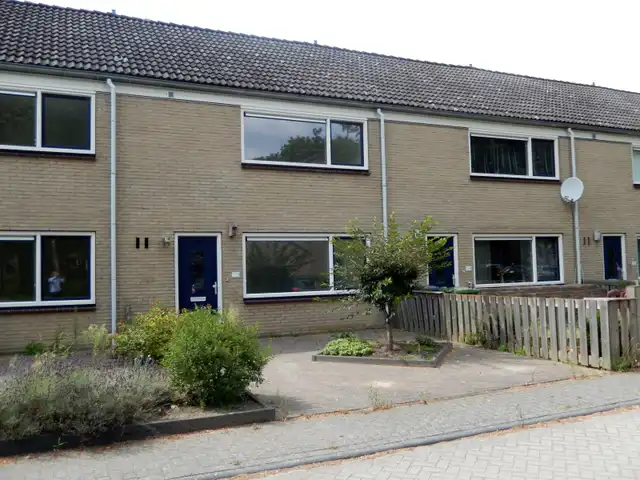 111m2 apartment to rent for 1045€/month in Hesselterbrink, Emmen