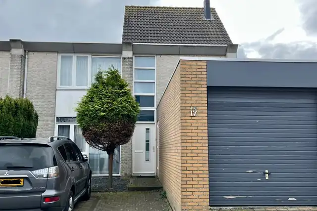 153m2 house to rent for 2250€/month in Hoogaars 17, Bergen op Zoom