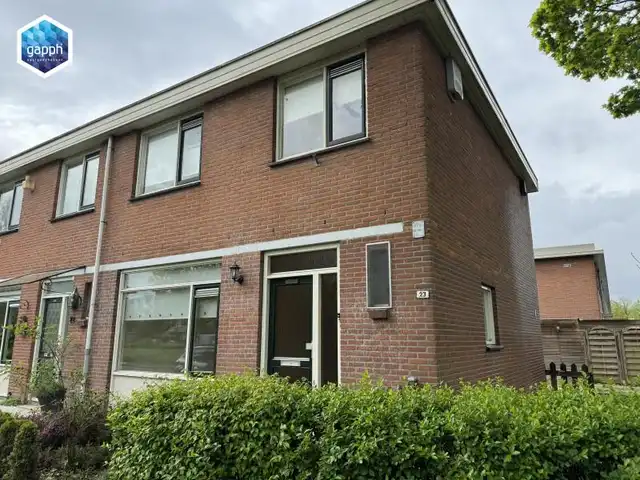 91m2 house to rent for 650€/month in Irisstraat, Ridderkerk