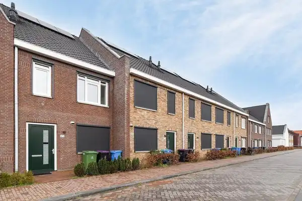 118m2 house to rent for 2255€/month in Brink Van Pietje Bell 39, Pijnacker