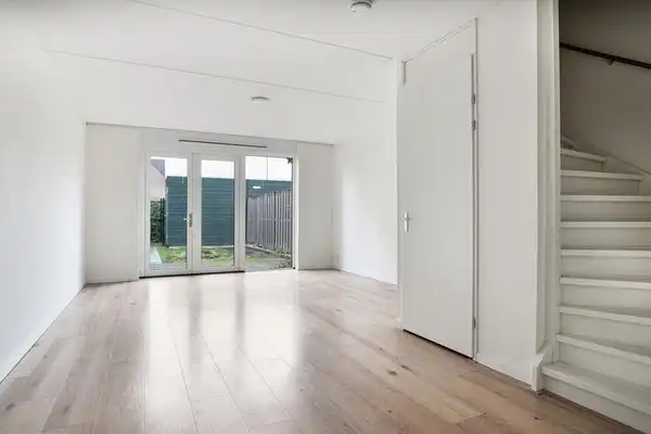 118m2 house to rent for 2255€/month in Brink Van Pietje Bell 39, Pijnacker
