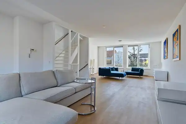 190m2 house to rent for 2950€/month in Oude Rijn, Leiden