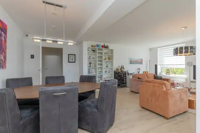 100m2 apartment to rent for 2665€/month in Hannie Schaftstraat 185, Hoofddorp