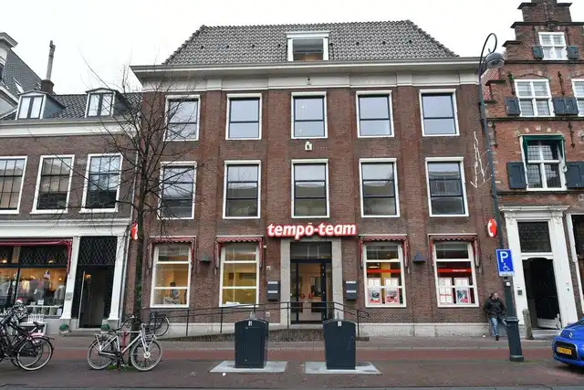 127m2 apartment to rent for 2550€/month in Gedempte Oude Gracht 87, Haarlem