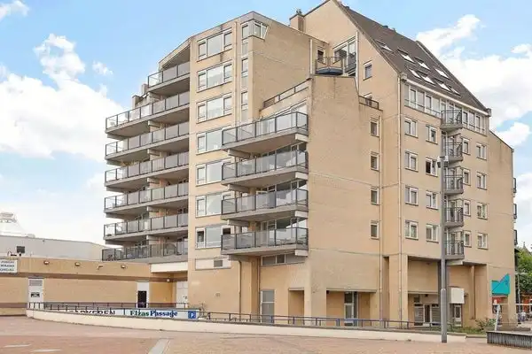 75m2 apartment to rent for 1370€/month in De Elzas, Helmond