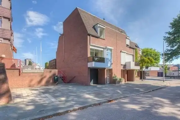 32m2 studio to rent for 734€/month in Hegstraat, Weert