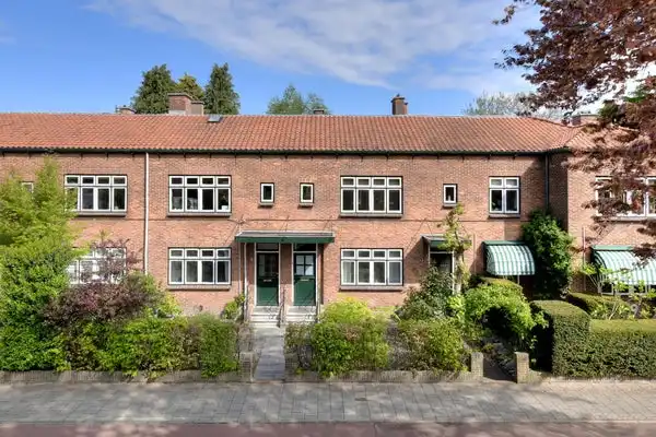 110m2 apartment to rent for 1850€/month in Sint Ignatiusstraat, Breda