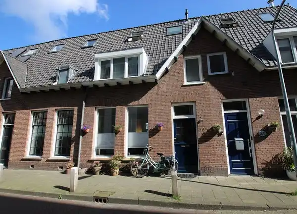 109m2 house to rent for 3000€/month in Schoterstraat 19, Haarlem