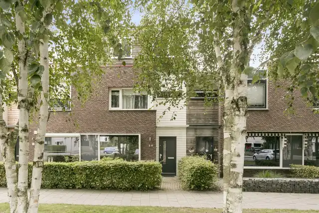 150m2 house to rent for 2350€/month in Eikepage 54, Breda